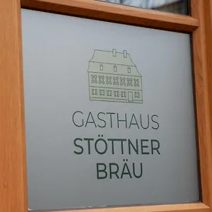 Inn Stoettnerbraeu, Vohburg an der Donau